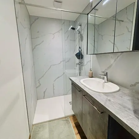 Διαμέρισμα Neu! Wohnen & Erholen Im Wunderschoenen Graz-mariatrost