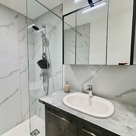 Appartamento Neu! Wohnen & Erholen Im Wunderschoenen Graz-mariatrost Graz